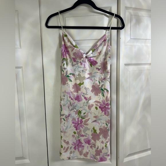 Princess Polly floral mini dress; size small - Picture 3 of 5